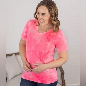 NWT Michelle Mae Tie Dye Neon Pink Short Sleeve Pocket Tee size XL